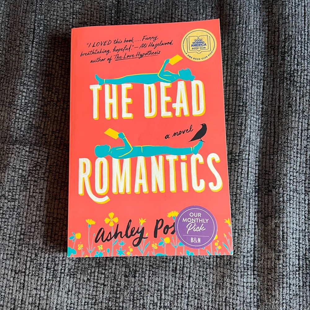 Book sale!! 3/$20 📚 The Dead Romantics by Ashley Poston